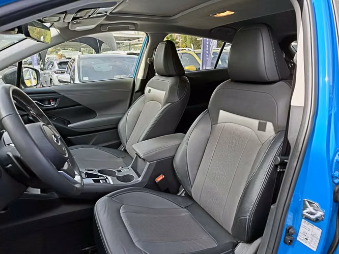 SUBARU CROSSTREK 2025