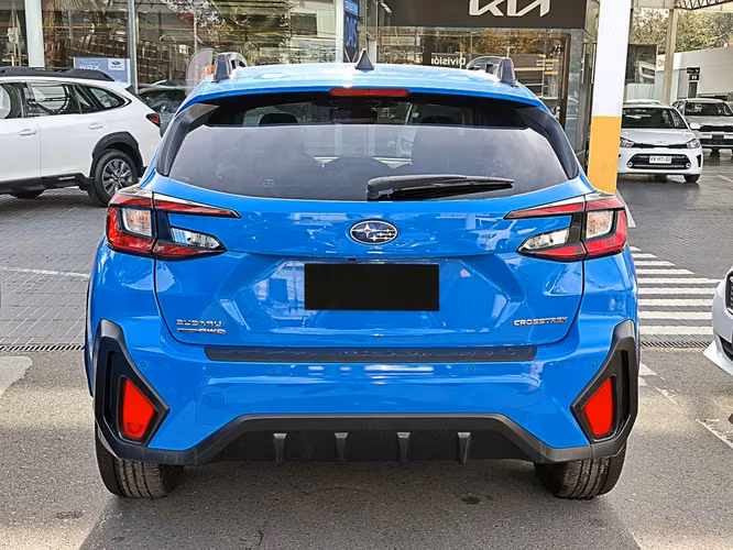 SUBARU CROSSTREK 2025