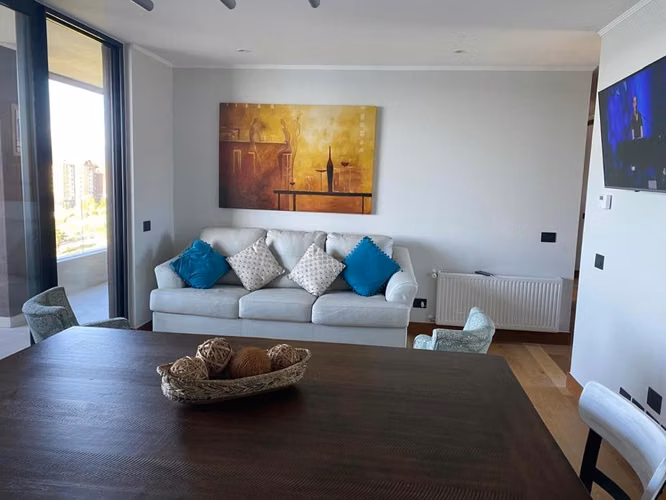EXCELENTE Y AMPLIO DPTO 4 DORM 3 BAÑOS NUEVA PUNTILLA VILLARRICA, 1.500MM GGCC INCLUIDO