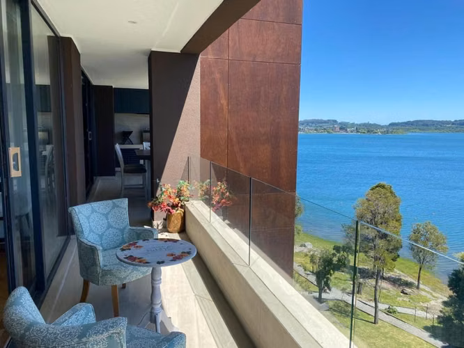 EXCELENTE Y AMPLIO DPTO 4 DORM 3 BAÑOS NUEVA PUNTILLA VILLARRICA, 1.500MM GGCC INCLUIDO