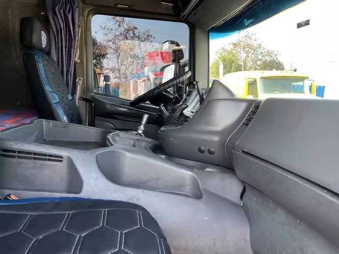 2004 Scania 114ga 330