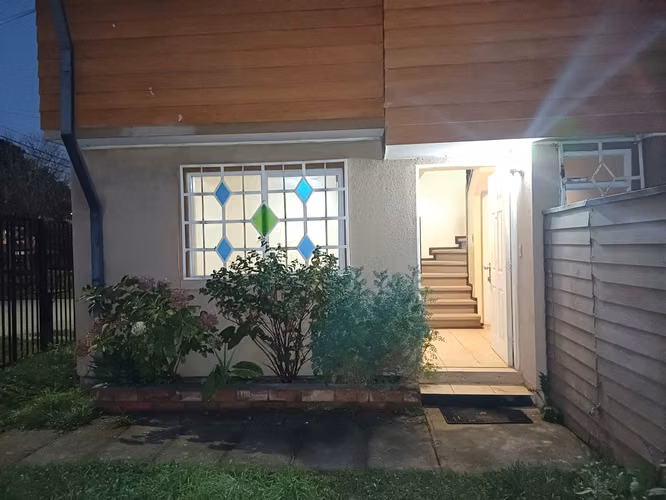 Arriendo casa en Villa Vista el Volcán