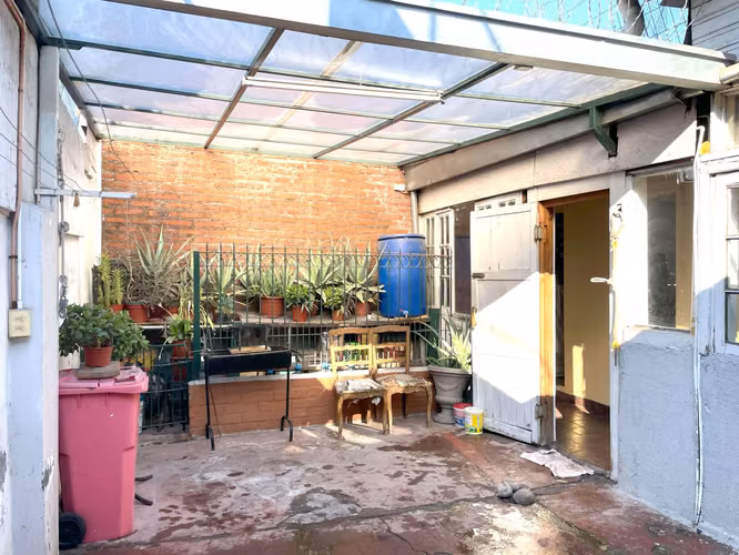 Versátil y funcional casa con aptitud habitacional o comercial