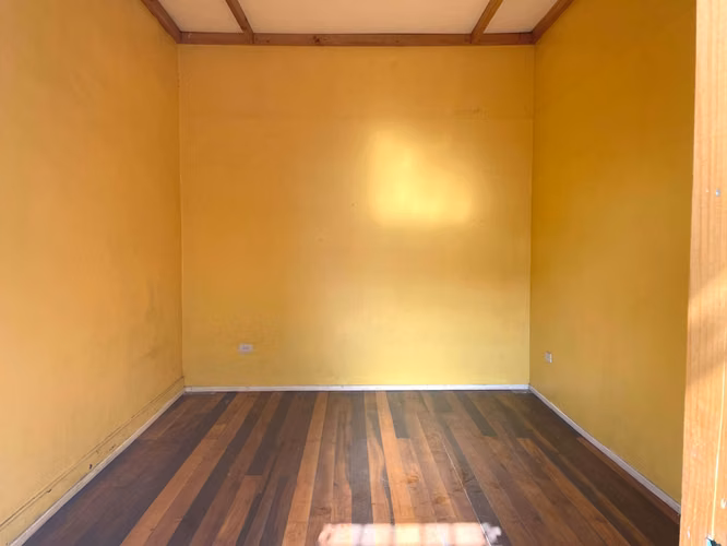 Versátil y funcional casa con aptitud habitacional o comercial