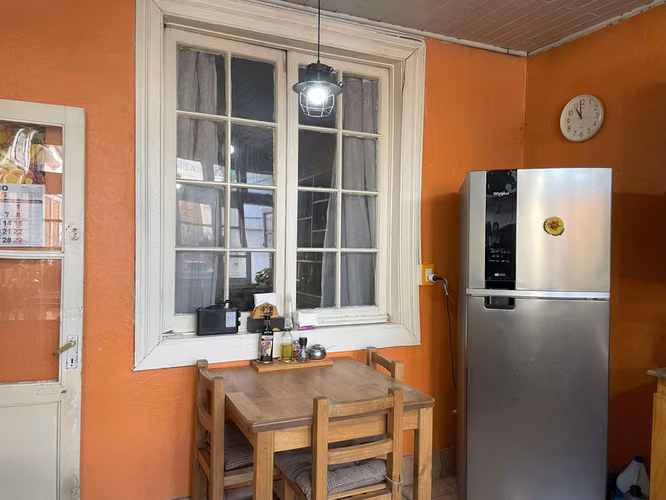 Versátil y funcional casa con aptitud habitacional o comercial