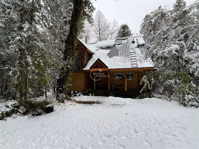 Casa en venta de 3 dorm. en Panguipulli