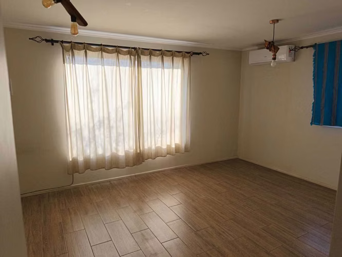 Casa de un piso con patio 3D/2B (167392)