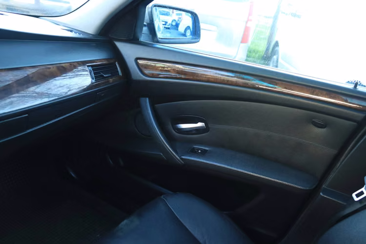BMW 525I SEDAN 2009 FULL LUJO CAJA AT SUNROOF CLIMATIZADO TAPIZ CUERO