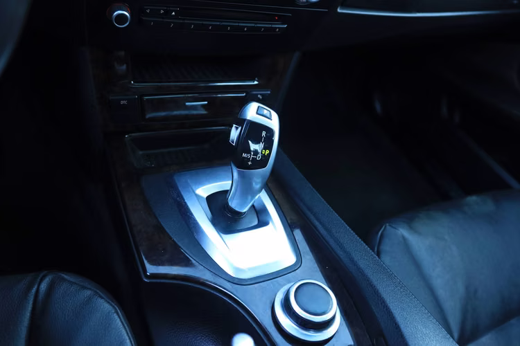 BMW 525I SEDAN 2009 FULL LUJO CAJA AT SUNROOF CLIMATIZADO TAPIZ CUERO