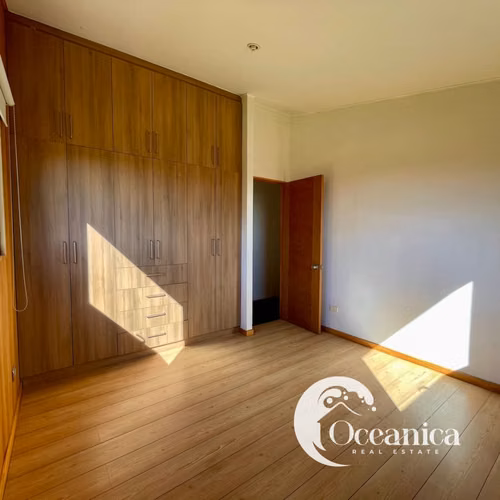 Propiedad De 2,121 m2 En Exclusivo Condominio (167605)