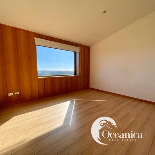 Propiedad De 2,121 m2 En Exclusivo Condominio (167605)