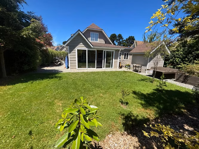 SE VENDE / ARRIENDA CON COMPROMISO DE COMPRA CASA EN CONDOMINIO EN VALLE VOLCANES  |  PUERTO MONTT