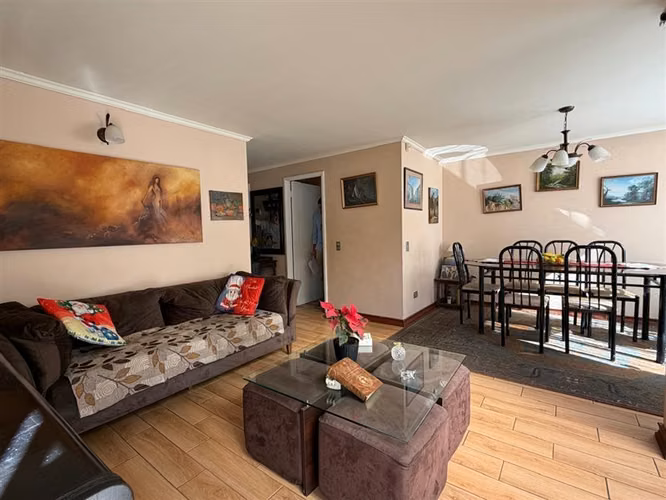 PRECIOSA Y AMPLIA CASA EN VENTA - VIÑA DEL MAR ALTO - Imagen 9