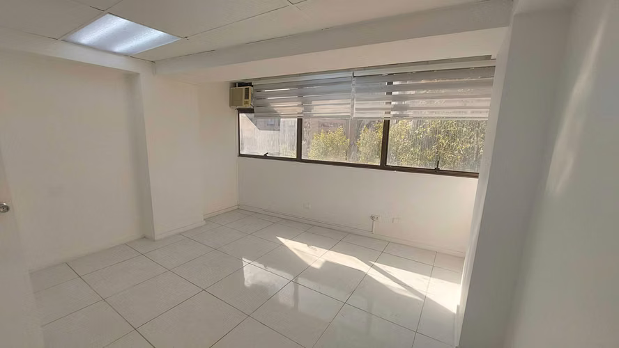 REMODELADA, A PASOS DEL METRO LOS LEONES (167631)