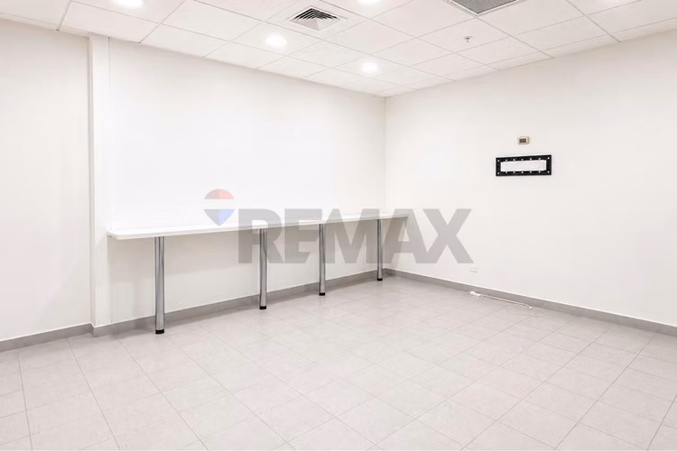 Oficinas en arriendo titanium la portada