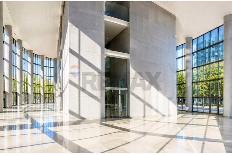 Oficinas en arriendo titanium la portada