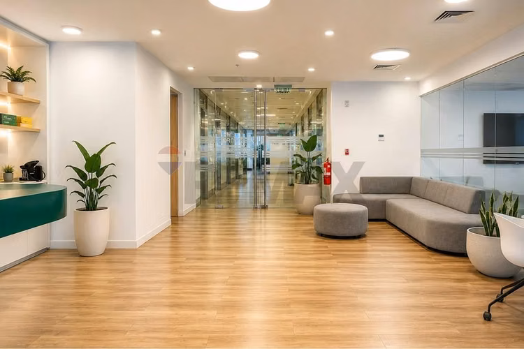 Oficinas en arriendo titanium la portada