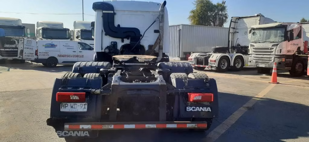 Scania tracto 6x4 P460 poco kilometraje, financiamiento