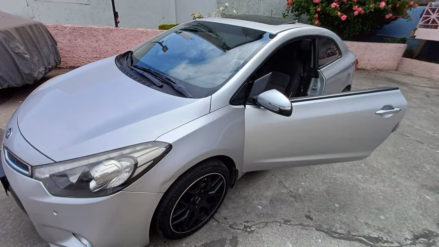 Kia Koup SX 2.0 AT  2014