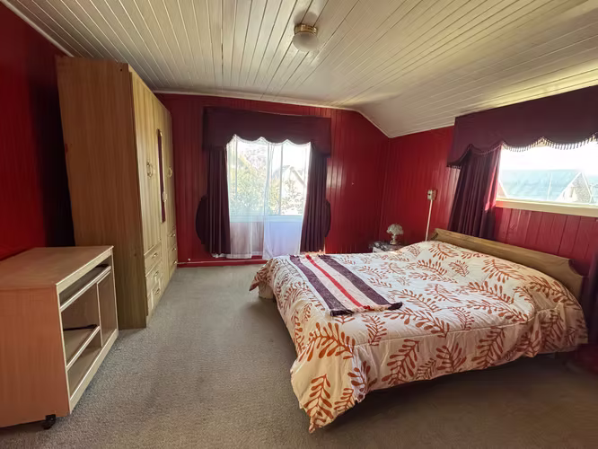 Casa en arriendo amoblada año corrido.
