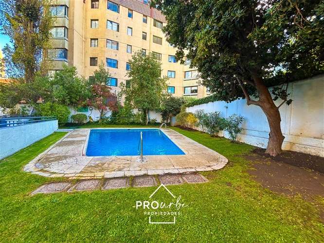 Departamento en venta de 2 dorm. en Las Condes