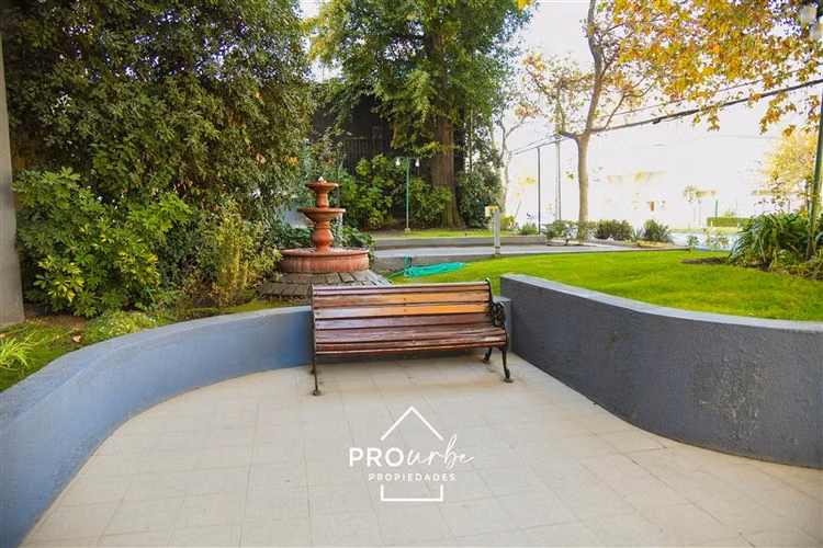 Departamento en venta de 2 dorm. en Las Condes