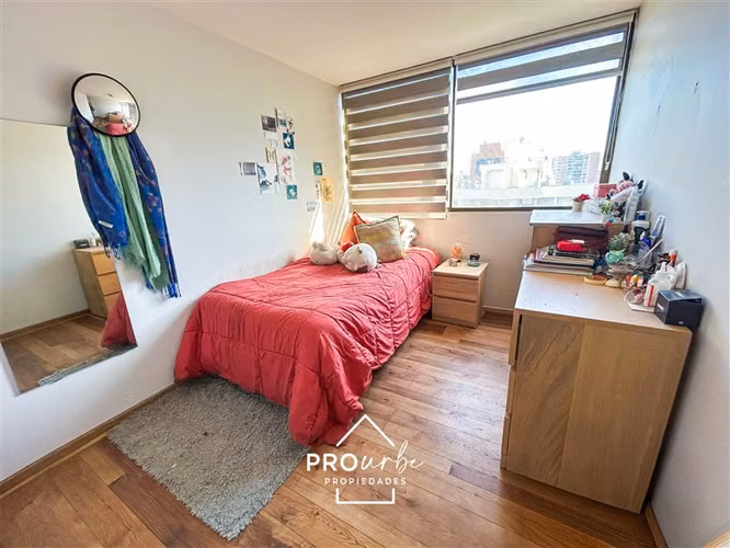 Departamento en venta de 2 dorm. en Las Condes
