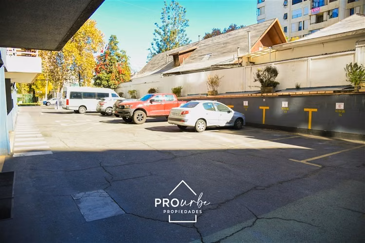 Departamento en venta de 2 dorm. en Las Condes
