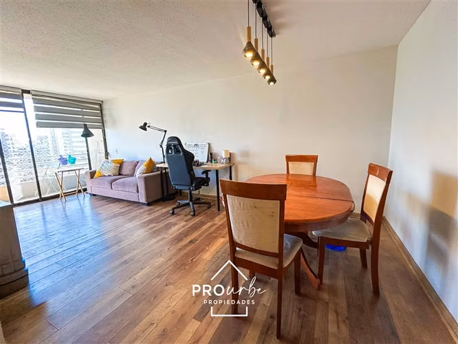 Departamento en venta de 2 dorm. en Las Condes