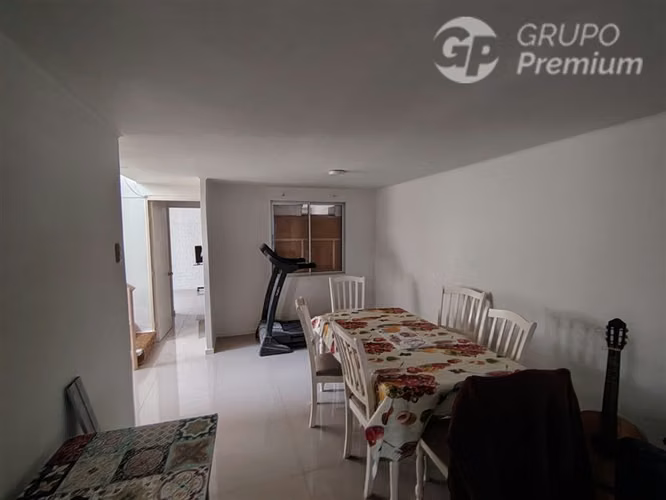 Hermosa y amplia casa en venta de 4 D 2 B y 2 E. en Copiapó.