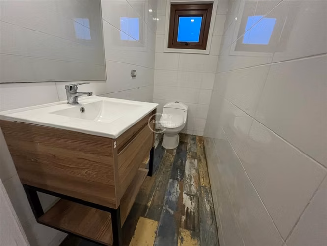 Casa en venta de 4 dorm. en Santo Domingo