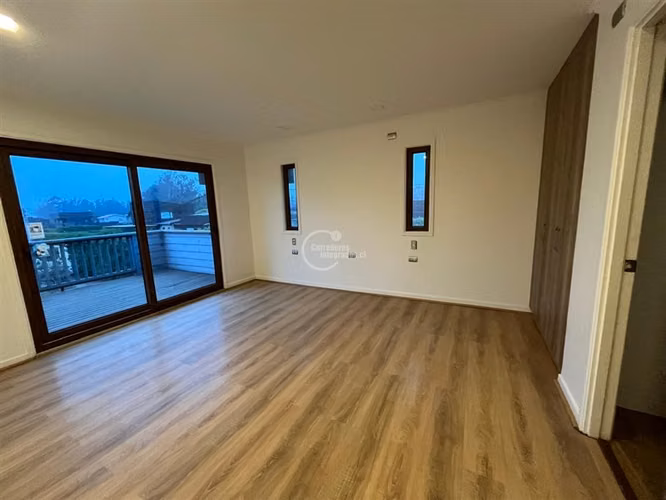 Casa en venta de 4 dorm. en Santo Domingo
