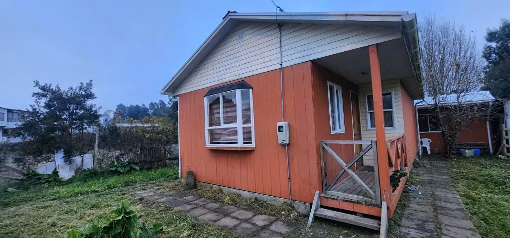 SE ARRIENDA O VENDE CASA EN MAULLIN