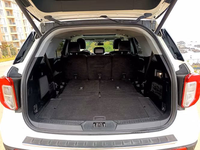 FORD EXPLORER LIMITED 2022 PREMIUM 7 PASAJEROS— ÚNICO DUEÑO — $25.900.000
