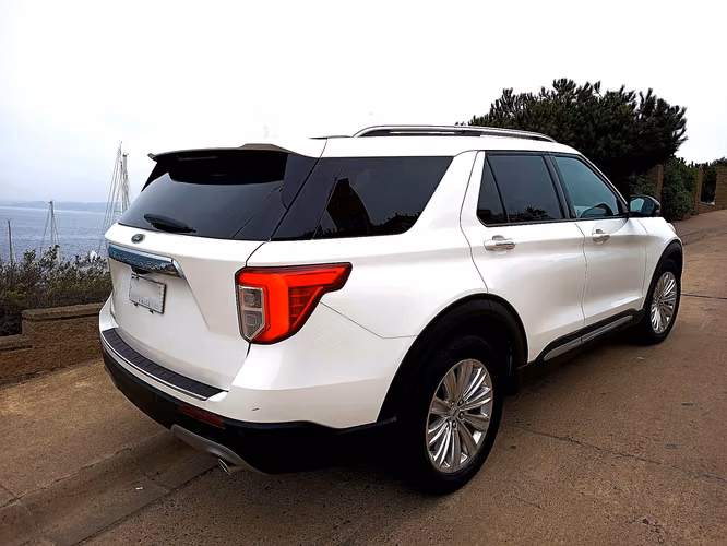 FORD EXPLORER LIMITED 2022 PREMIUM 7 PASAJEROS— ÚNICO DUEÑO — $25.900.000