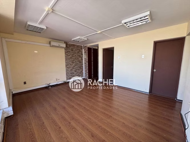 ARRIENDO GRAN OFICINA FRENTE PLAZA DE ARMAS EDIFICIO INMOBILIARIA - CENTRO DE TEMUCO