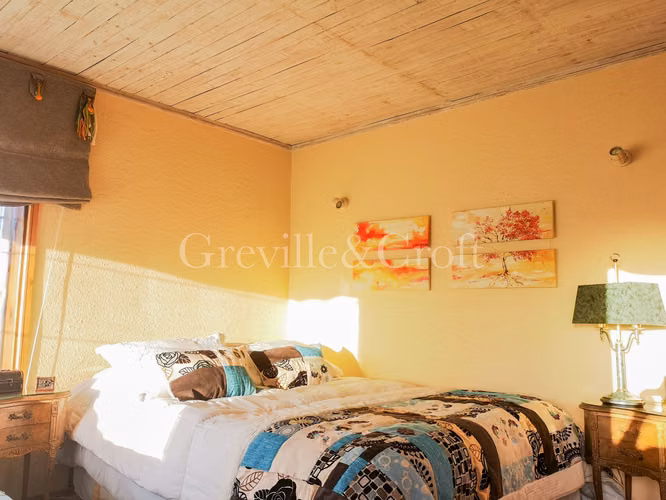 Casa de 3 pisos en Condominio (167123)