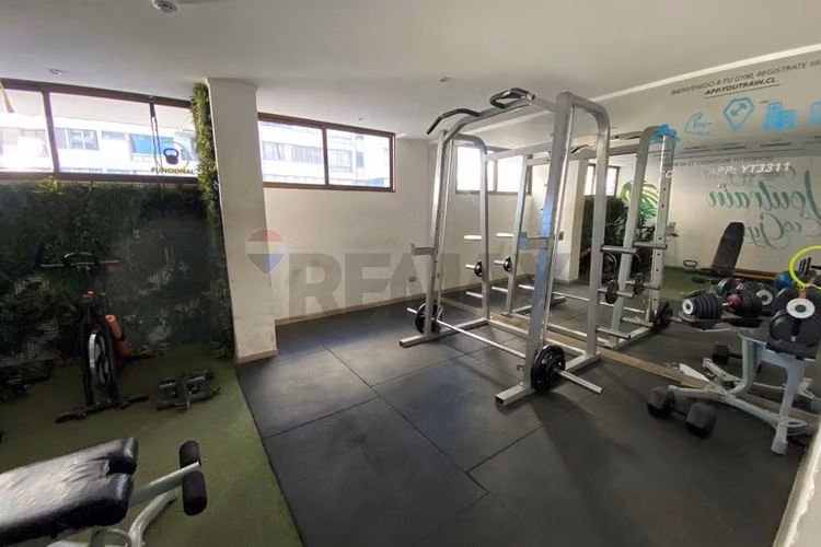 Dpto con 3 amplios dormitorios, en 1er piso