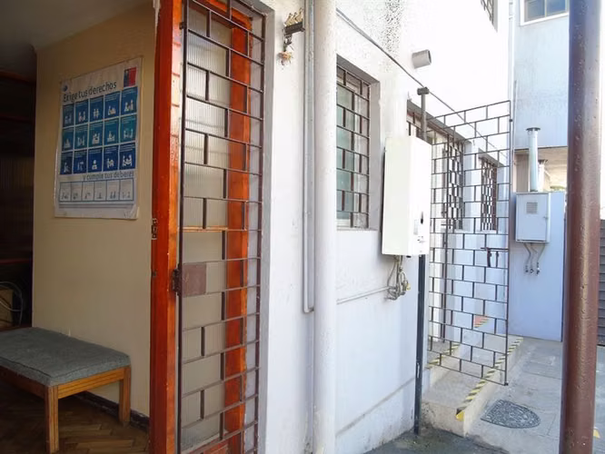 Casa en venta de 8 dorm. en La Reina
