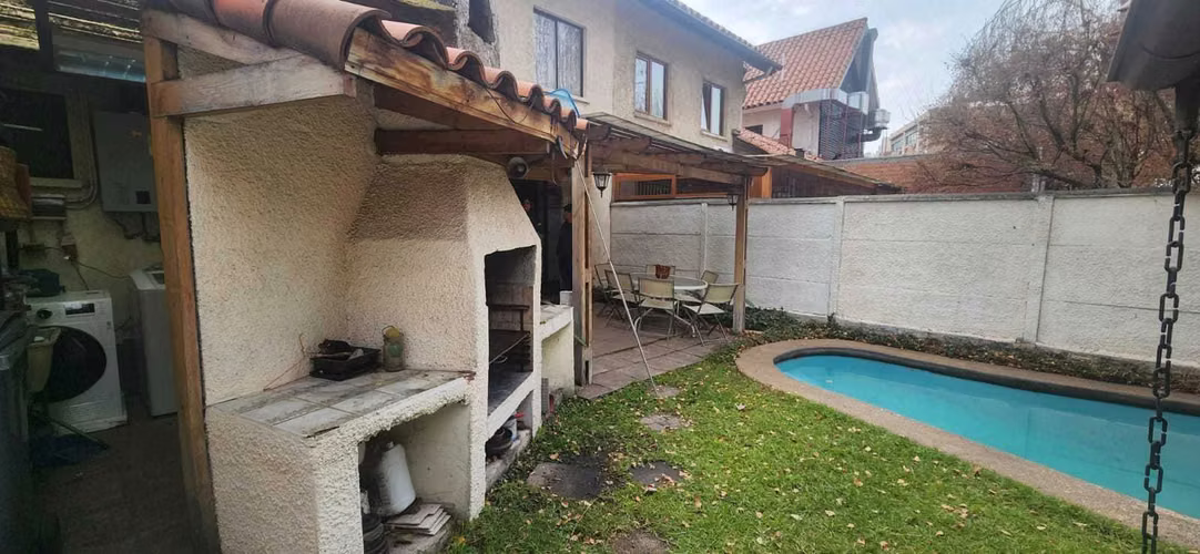 Linda  casa muy bien ubicada con piscina (167350)