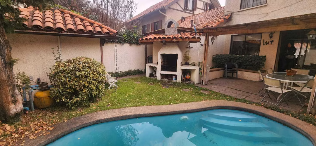 Linda  casa muy bien ubicada con piscina (167350) - Imagen 2