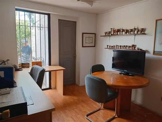 Casa en venta de 3 dorm. en Vitacura