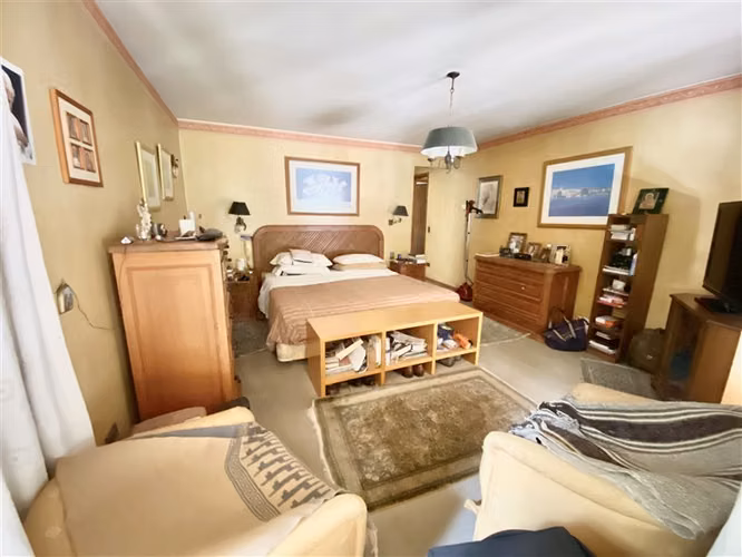 Casa en venta de 6 dorm. en sector Mayflower, Lo Barnechea