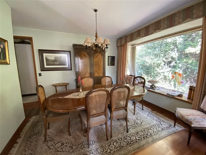 Casa en venta de 6 dorm. en sector Mayflower, Lo Barnechea