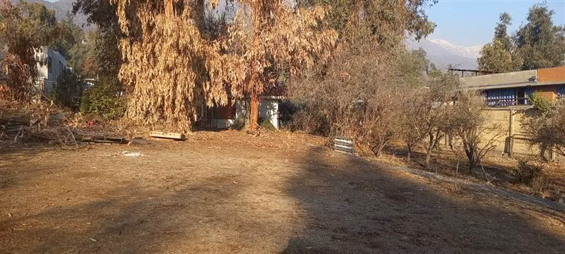 Sitio en venta en La Reina