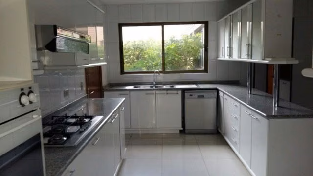 Departamento en venta de 3 dorm. en Las Condes