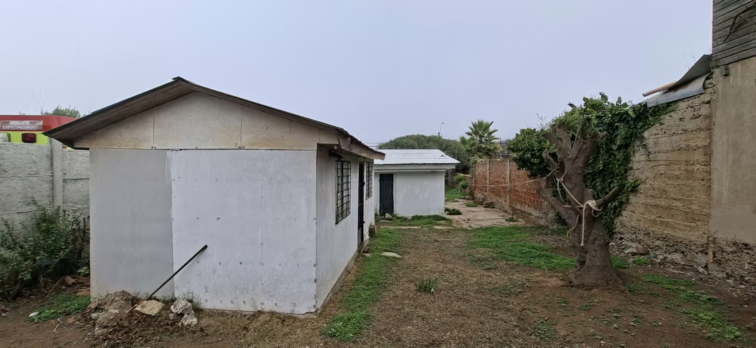 Quintero , casa solida 36M2 , 400 Terreno excelente ubicación , pasos del hospital