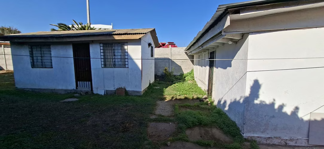 Quintero , casa solida 36M2 , 400 Terreno excelente ubicación , pasos del hospital