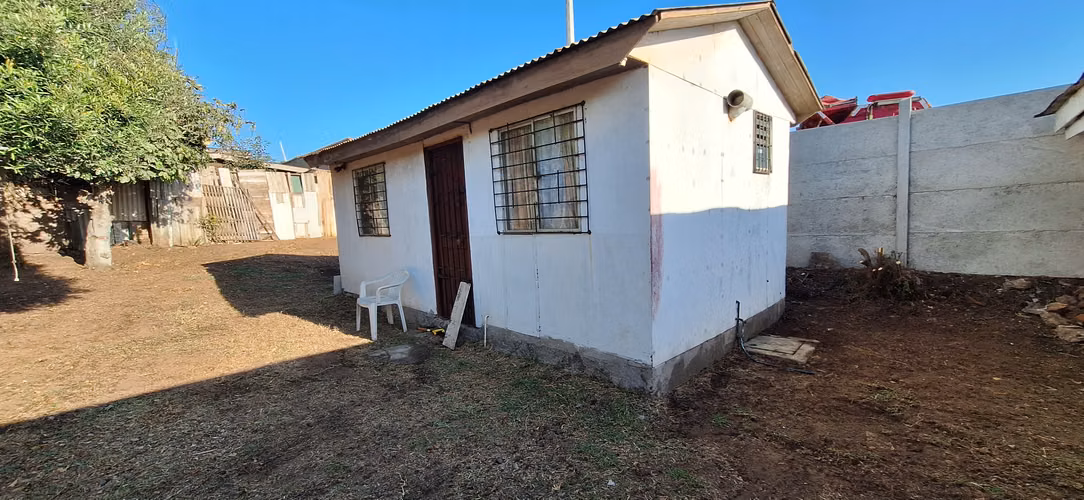 Quintero , casa solida 36M2 , 400 Terreno excelente ubicación , pasos del hospital