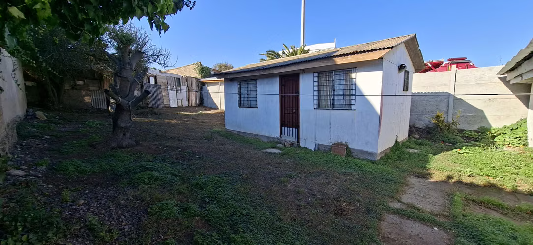 Quintero , casa solida 36M2 , 400 Terreno excelente ubicación , pasos del hospital